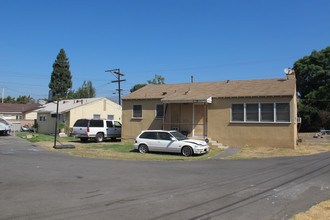 11400 Cherrylee Dr in El Monte, CA - Building Photo - Building Photo