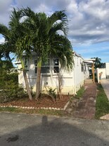 3020 NW 28th Ln in Oakland Park, FL - Building Photo