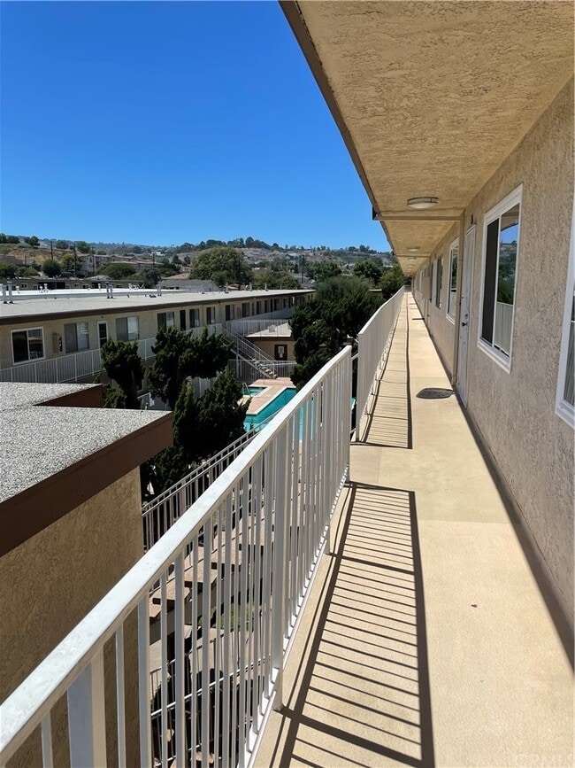25925 Narbonne Ave in Lomita, CA - Building Photo - Building Photo