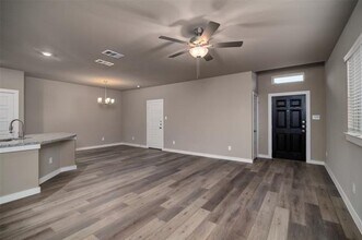 701 Fallow Dr in Venus, TX - Building Photo - Building Photo