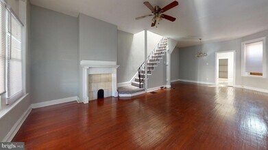 1426 S 52nd St in Philadelphia, PA - Foto de edificio - Building Photo