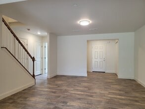 1334 Reading Rd, Unit 2 in Denver, PA - Building Photo - Building Photo