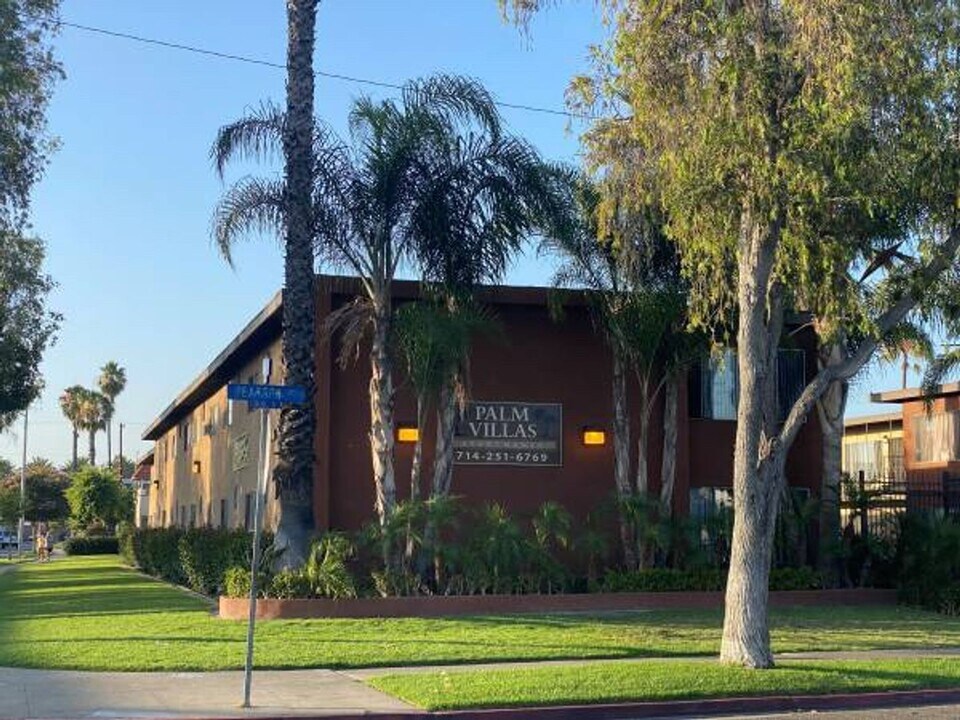2046 S Mountain View Ave in Anaheim, CA - Building Photo