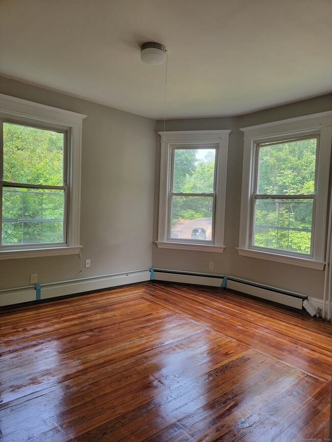 57 Ludlow St in Waterbury, CT - Building Photo - Building Photo