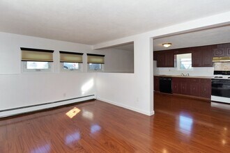 153 Lantern Rd in Revere, MA - Building Photo - Building Photo