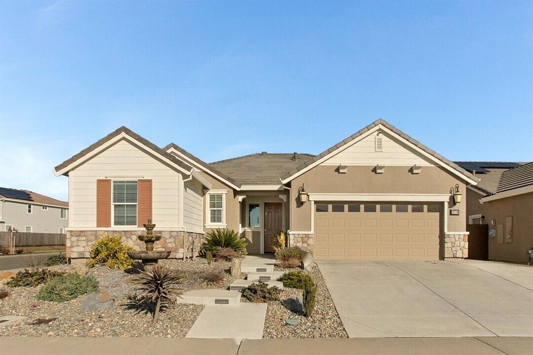 12710 Thornberg Way in Rancho Cordova, CA - Building Photo