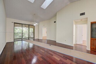 148 NW 98th Terrace in Plantation, FL - Building Photo - Building Photo