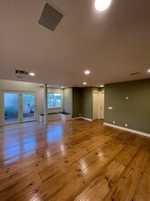 14 Tangerine in Irvine, CA - Foto de edificio - Building Photo