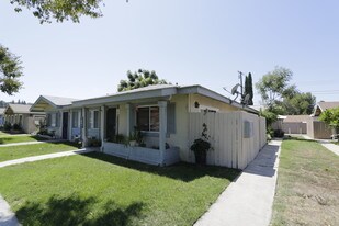 425 N Kodiak St in Anaheim, CA - Building Photo