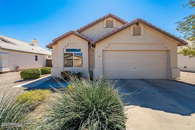 property at 213 W Caroline Ln