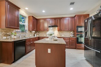 3706 Katie Ln in Cedar Park, TX - Foto de edificio - Building Photo