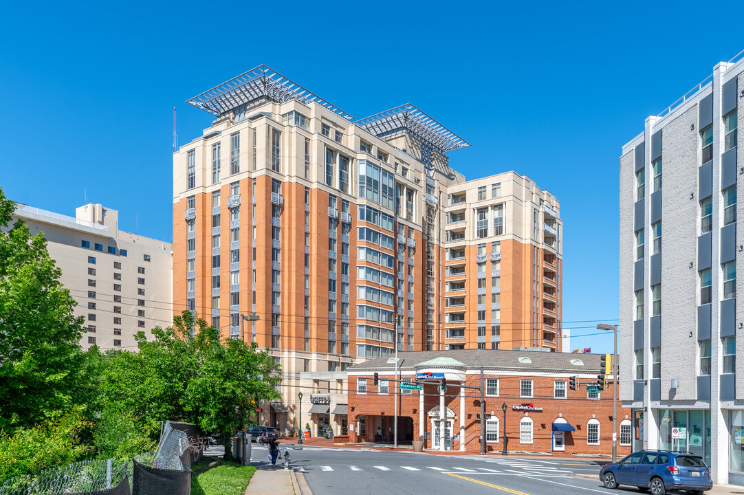 Palisades of Bethesda in Bethesda, MD - Building Photo