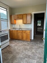 1437 Wisconsin Ave in Racine, WI - Building Photo - Building Photo