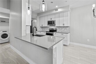 18268 Creekside Preserve Loop in Ft. Myers, FL - Building Photo - Building Photo