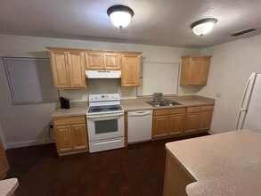 1307 Honeytree Ln W, Unit Apartment in Lakeland, FL - Building Photo - Building Photo