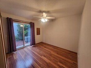 9335 Ranchview Ln N in Maple Grove, MN - Foto de edificio - Building Photo