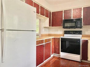 18272 E Crestline Cir in Centennial, CO - Building Photo - Building Photo