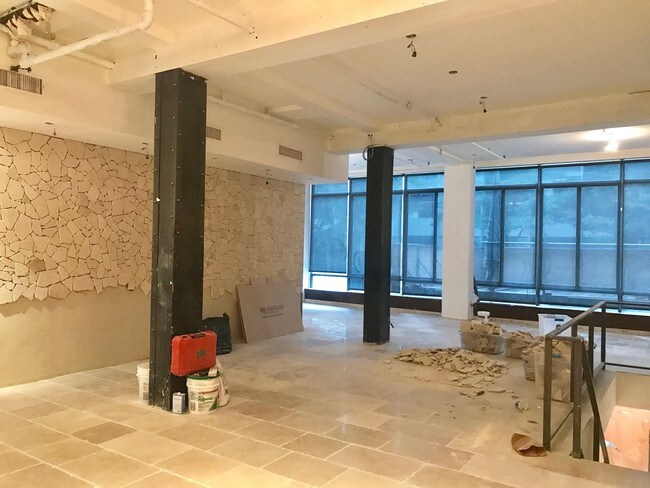 113-115 E 18th St in New York, NY - Building Photo - Building Photo