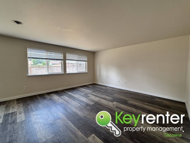 8610 63rd Ave SW in Lakewood, WA - Building Photo - Building Photo