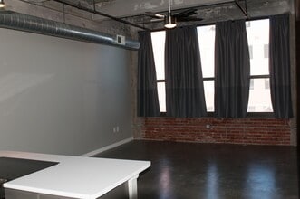 715 May St, Unit 324 in Kansas City, MO - Building Photo - Building Photo