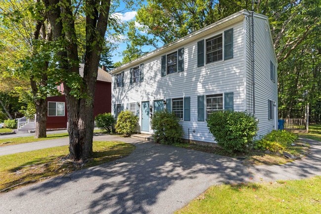 66 Woodlawn Ave, Unit 66
