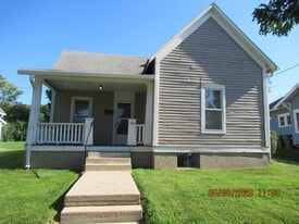 419 E 12th St in Bloomington, IN - Building Photo