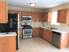 5215 Riviera Blvd, Unit 3305 in Plainfield, IL - Building Photo - Building Photo