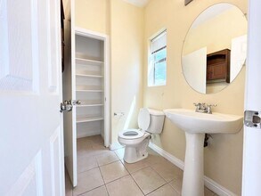 9795 Villa Lorena Ave in Las Vegas, NV - Building Photo - Building Photo