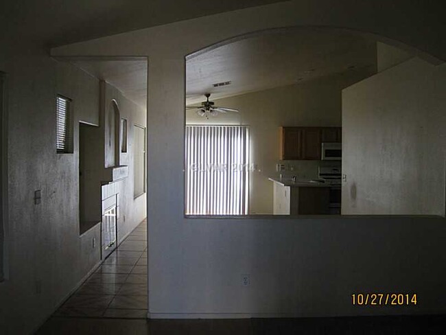 641 Bent Grass Ave in North Las Vegas, NV - Foto de edificio - Building Photo