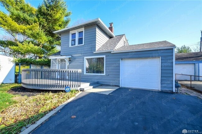 property at 2926 Robin Rd