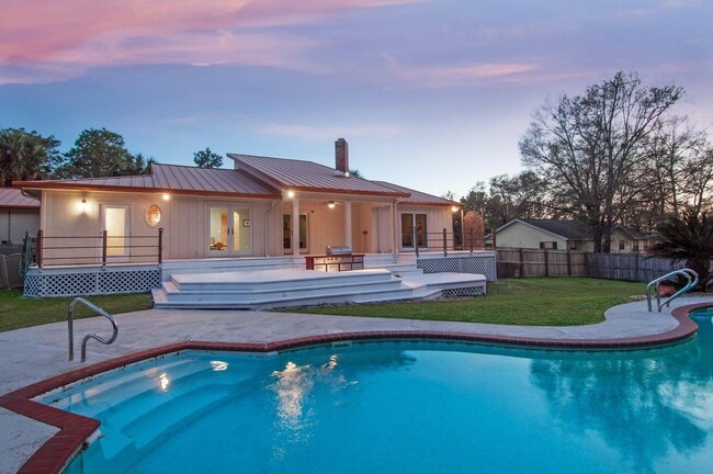 property at 255 Ridge Lake Rd