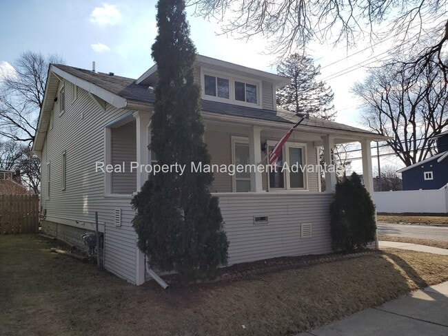 500 E Troy St in Ferndale, MI - Building Photo - Building Photo