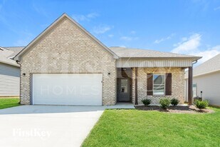 110 Co Rd 1702 in Cullman, AL - Building Photo