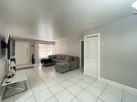 12850 SW 43rd Dr in Miami, FL - Building Photo - Building Photo