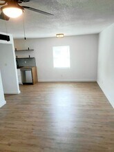 2808 W Azeele St in Tampa, FL - Foto de edificio - Building Photo