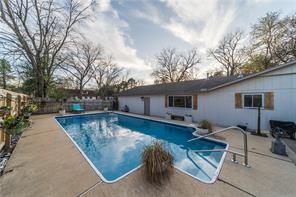 902 NW K St in Bentonville, AR - Building Photo - Building Photo