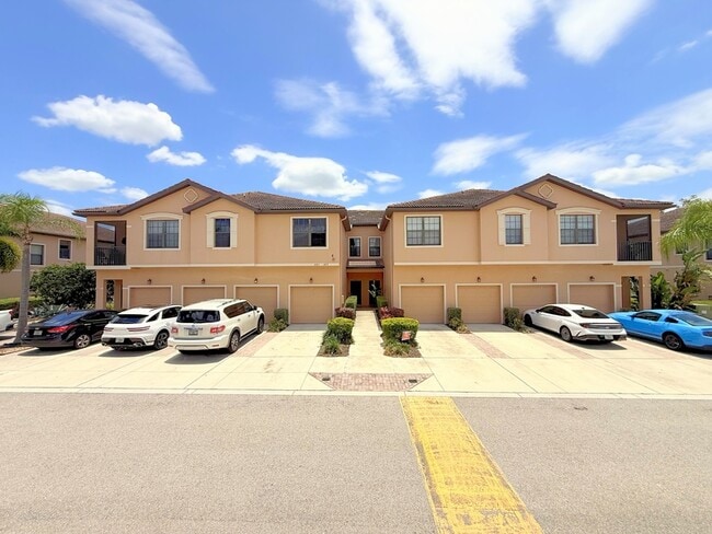 property at 4207 Via Piedra Cir