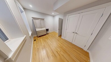 1896 Beacon St in Brookline, MA - Building Photo - Building Photo