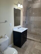 3543 W Sunnyside Ave, Unit 2 in Chicago, IL - Building Photo - Building Photo