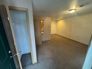 858 State Rte D in Osage Beach, MO - Building Photo - Building Photo