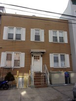 1204 30th Dr in Long Island City, NY - Building Photo