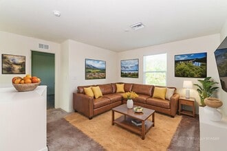 3501 East 13th Street in Lehigh Acres, FL - Foto de edificio - Building Photo