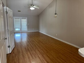 210 Sunview Dr in Statesboro, GA - Building Photo - Building Photo