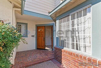 493 Altamont Dr in Milpitas, CA - Building Photo - Building Photo