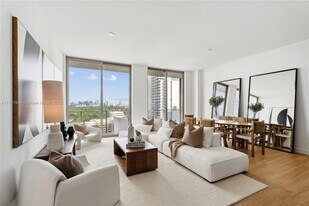 2678 Tigertail Ave, Unit # 1202B in Miami, FL - Building Photo