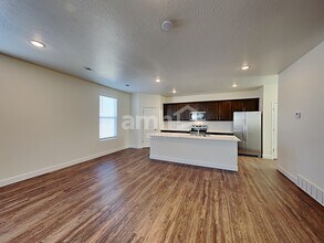6118 W Copper Hawk Dr in South Jordan, UT - Building Photo - Building Photo