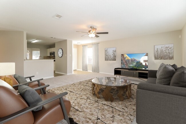 11023 Vanilla Cir in Houston, TX - Building Photo - Building Photo