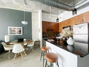 2001 Biscayne Blvd in Miami, FL - Building Photo - Building Photo