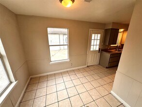 1209 Glenn Ave in Pasadena, TX - Building Photo - Building Photo