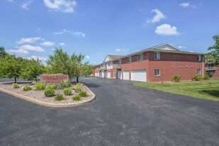Noblemen Crossing in Little Chute, WI - Building Photo